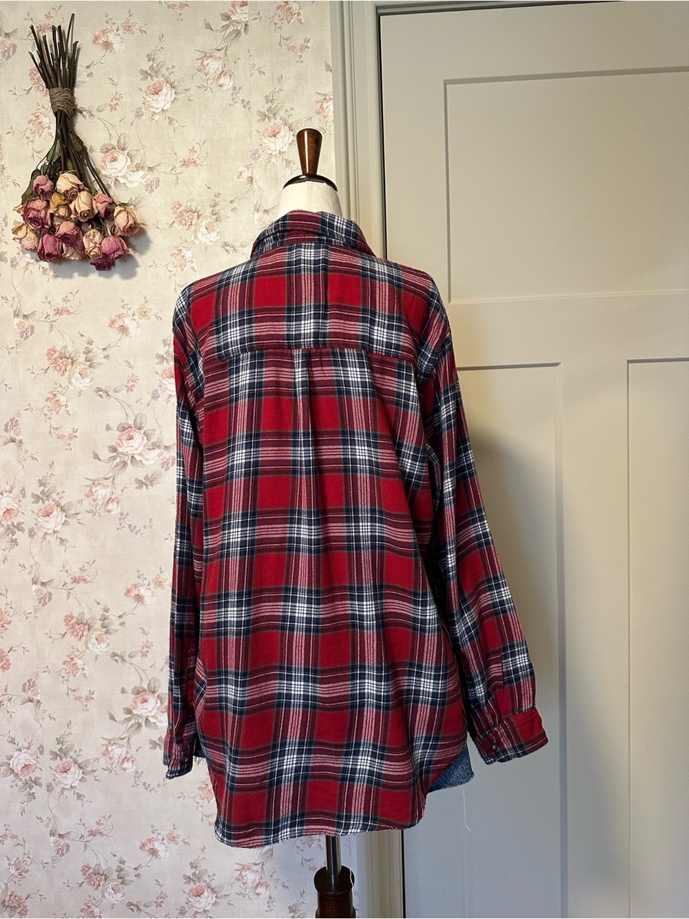 Abercrombie & Fitch Flannel Shirt Red & Blue Plaid Size Large - Picture 5 of 11